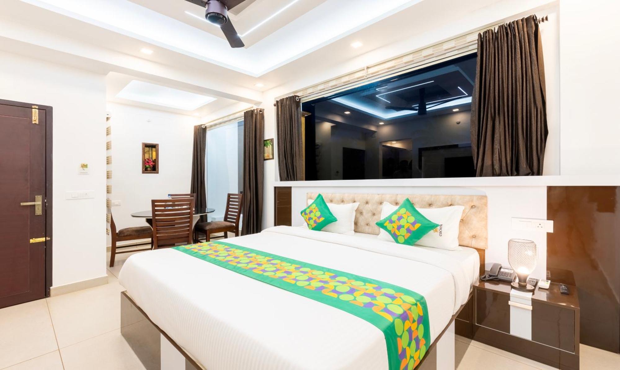 Treebo Premium Cochin Airport, 5 Min From Cochin Airport Hotel Kochi Exterior photo